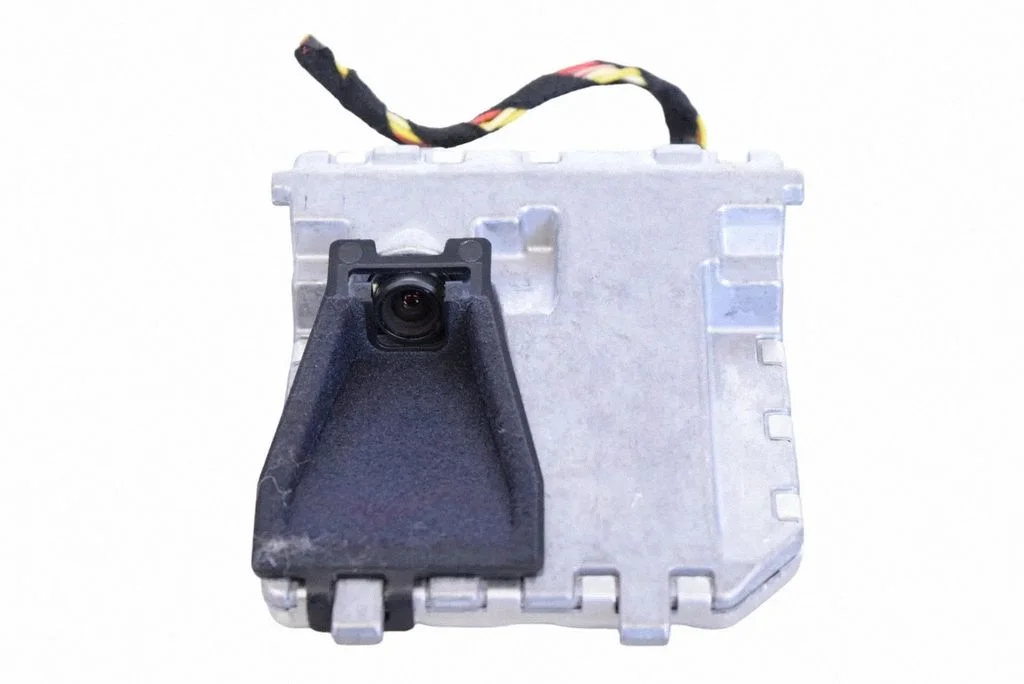 Windshield/windscreen camera – Mercedes-Benz CLS-Class C218 X218 (2011-2017)