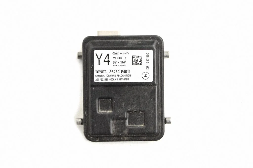 Windshield/windscreen camera – Toyota C-HR I (2016-2023)