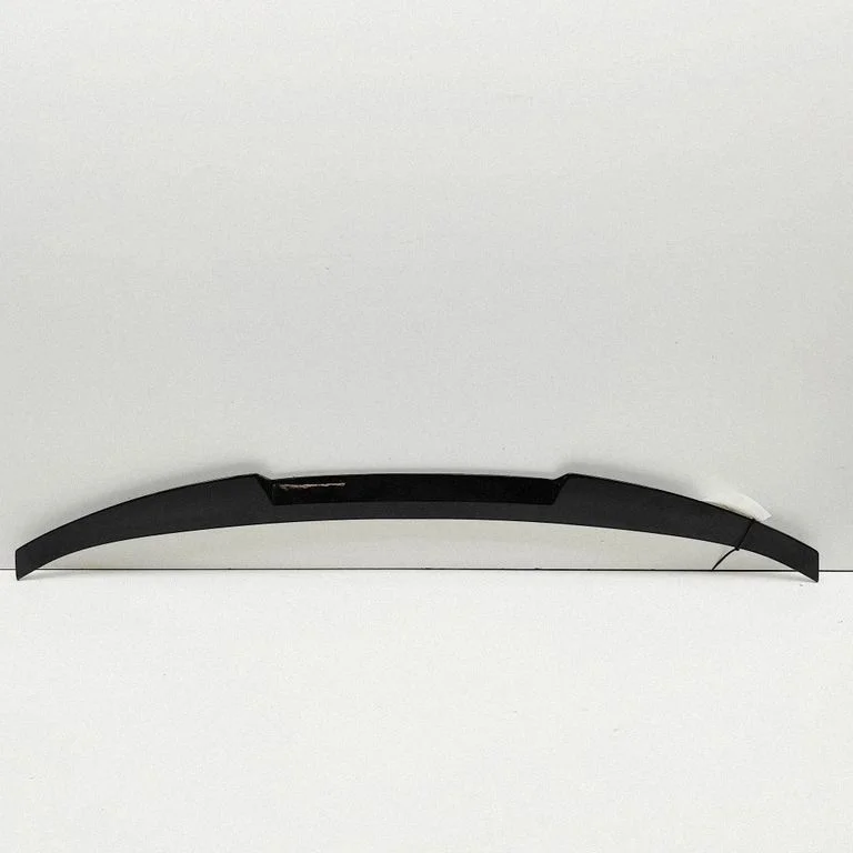 Tailgate/trunk spoiler