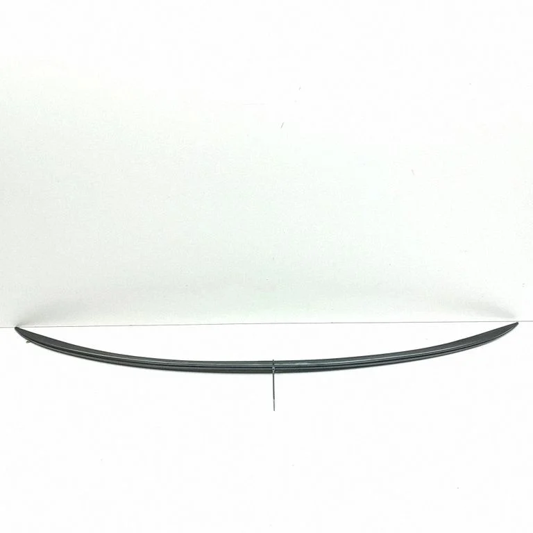 Tailgate/trunk spoiler 8W6827933