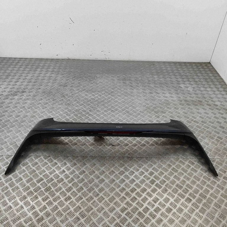 Tailgate/trunk spoiler KPF151961
