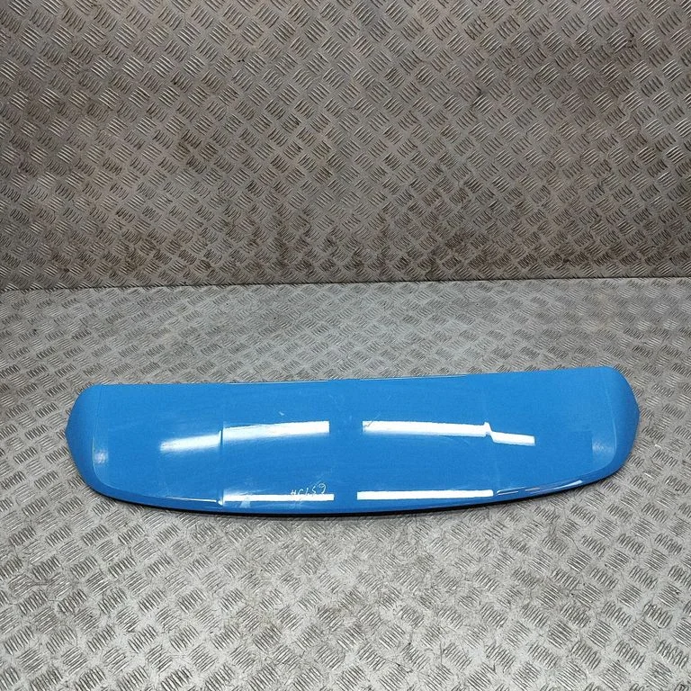 Tailgate/trunk spoiler 8W9827933