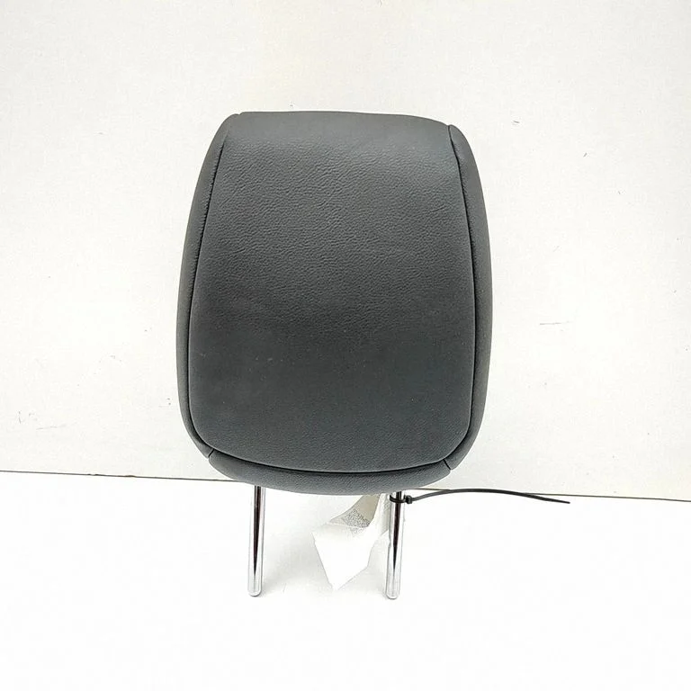 Priekšējā sēdekļa pagalvis 864005SH5A