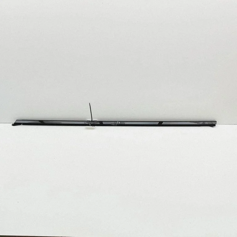 Front door glass trim molding 95C837478