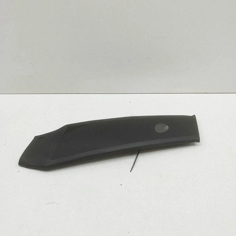 Front door glass trim molding 177393400D