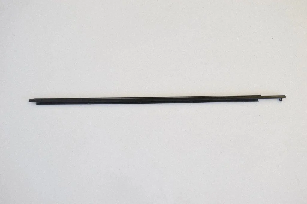 Priekšējo durvju stikla apdare – Toyota Land Cruiser (J200) (2008-)