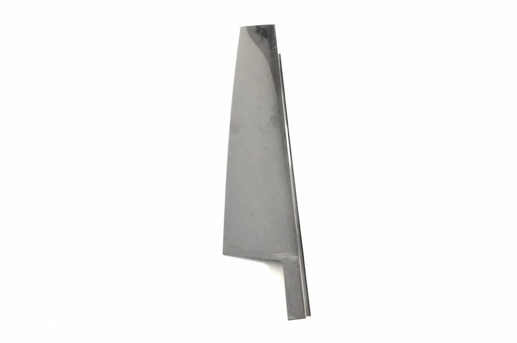 Front door glass trim molding – Mercedes-Benz ML-Class W166 (2012-2017)