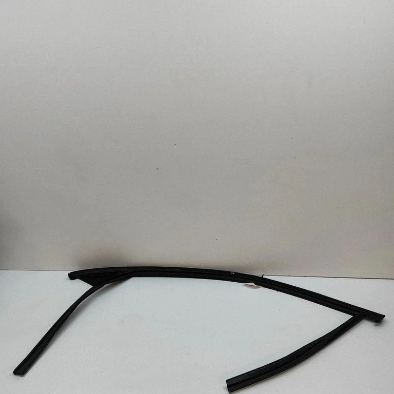 Esiukse klaasi liist 31854174