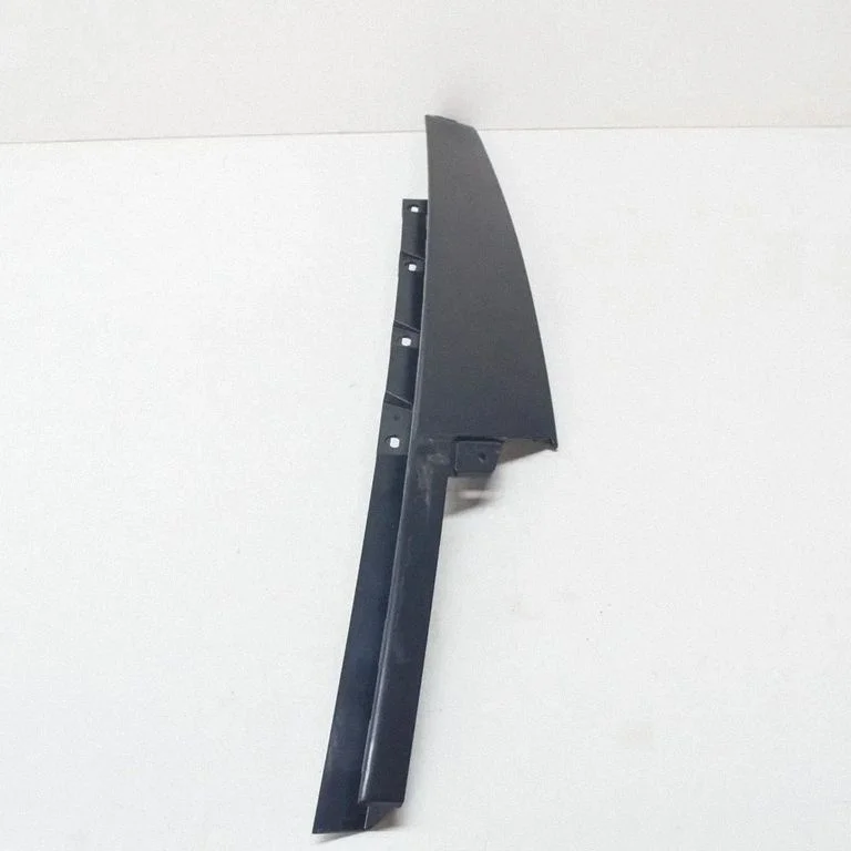 Priekšējo durvju stikla apdare J9D320555AB