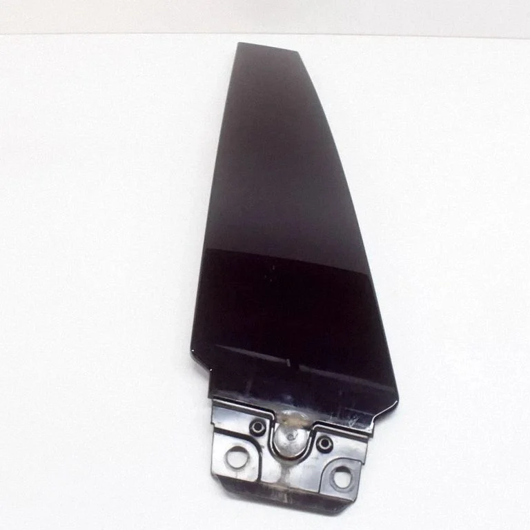 Listwa szyby drzwi przednich 670010250