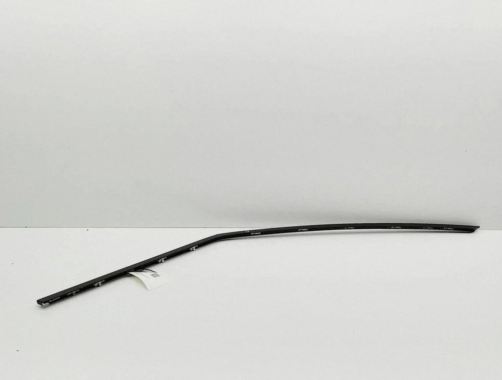 Esiukse klaasi liist N9X2208A96AE