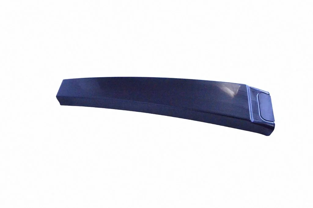 Front door glass trim molding 7L6853317D