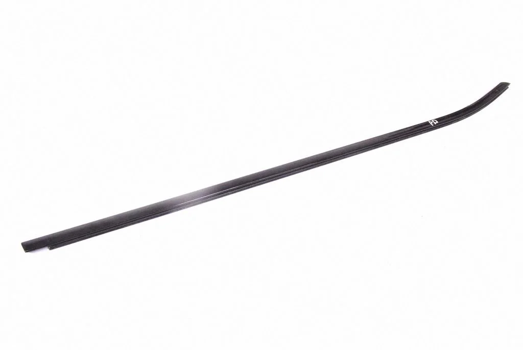 Door glass trim – BMW X4 F26 (2014-2017)