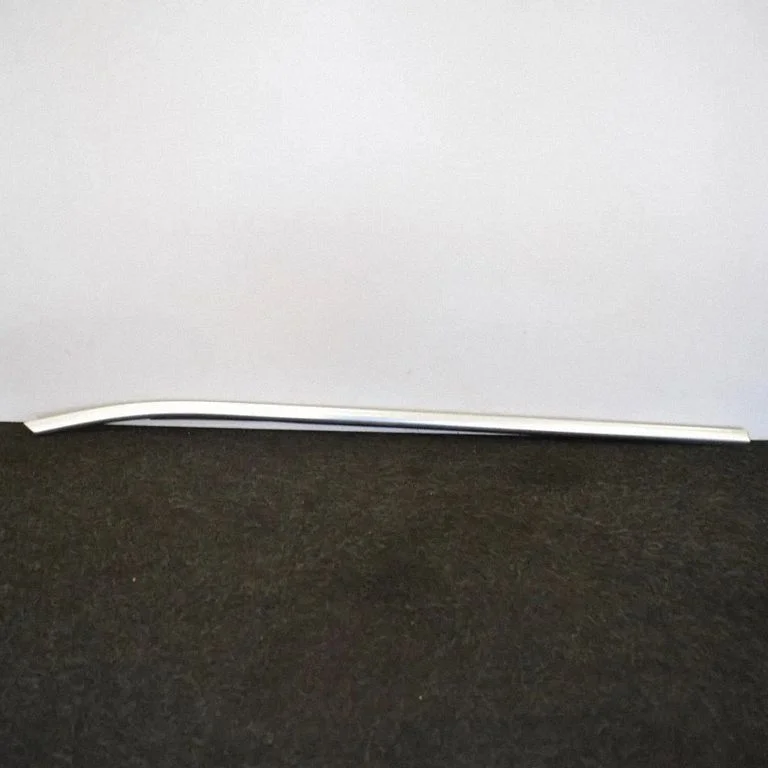 Door glass trim – BMW X3 F25 (2010-2017)
