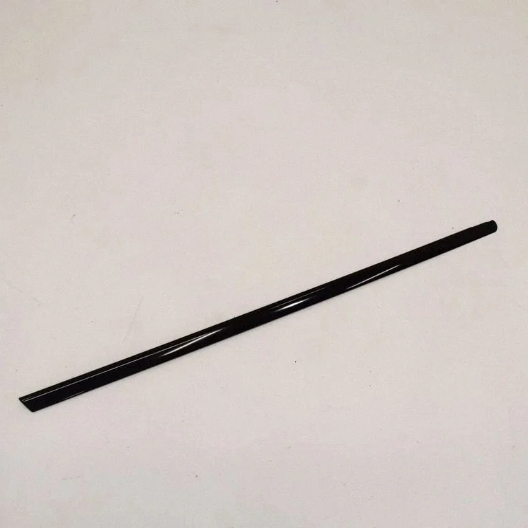 Door glass trim – Mercedes-Benz E-Class W212 (2009-2016)