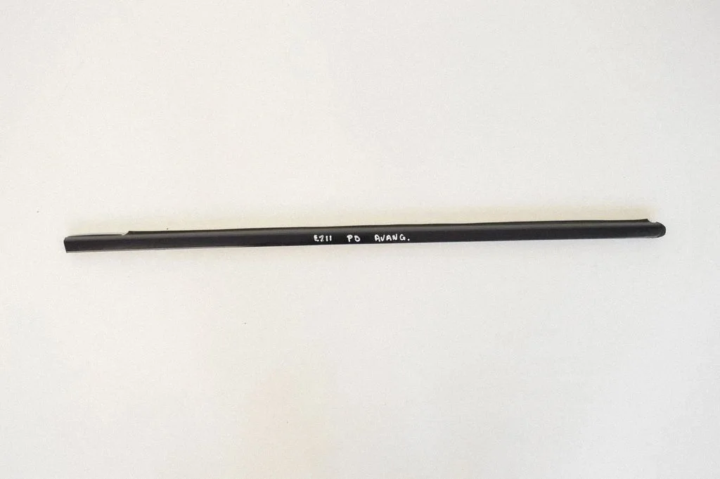 Door glass trim – Mercedes-Benz E-Class W211 (2002-2009)