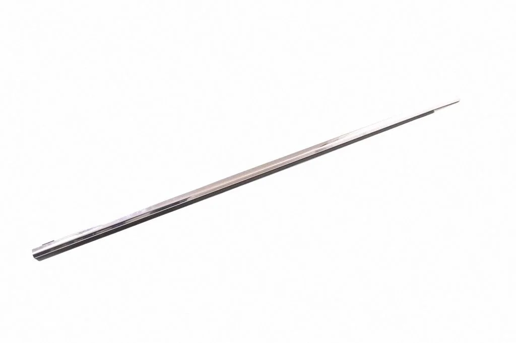Durvju stikla apdare – priekšējā labā