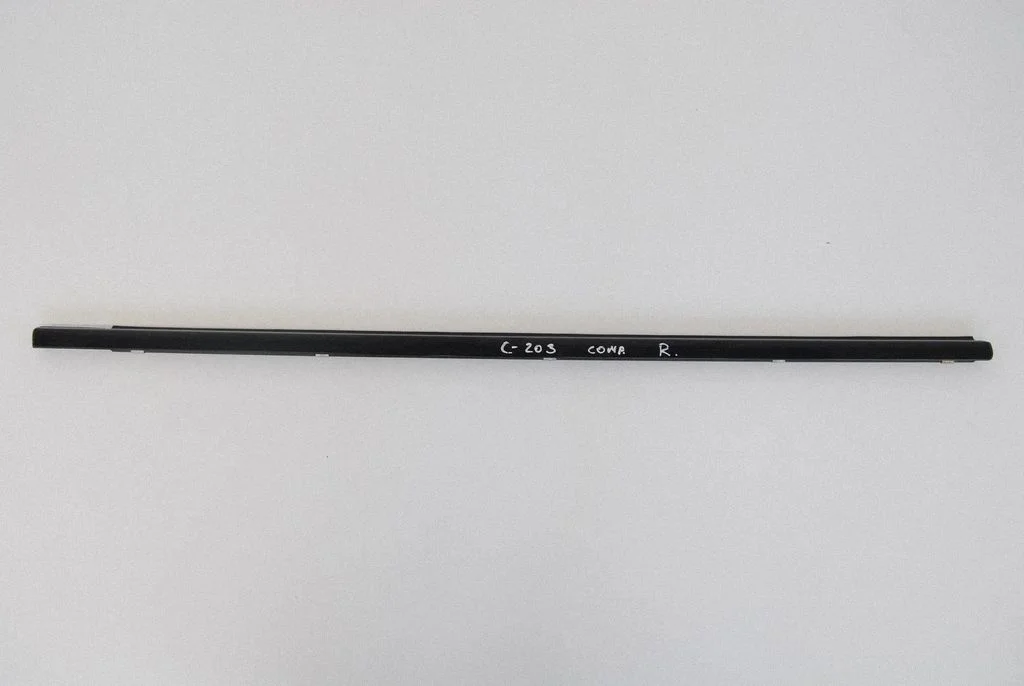 Ukseklaasi liist – Mercedes-Benz C-klass W203 (2000-2007)
