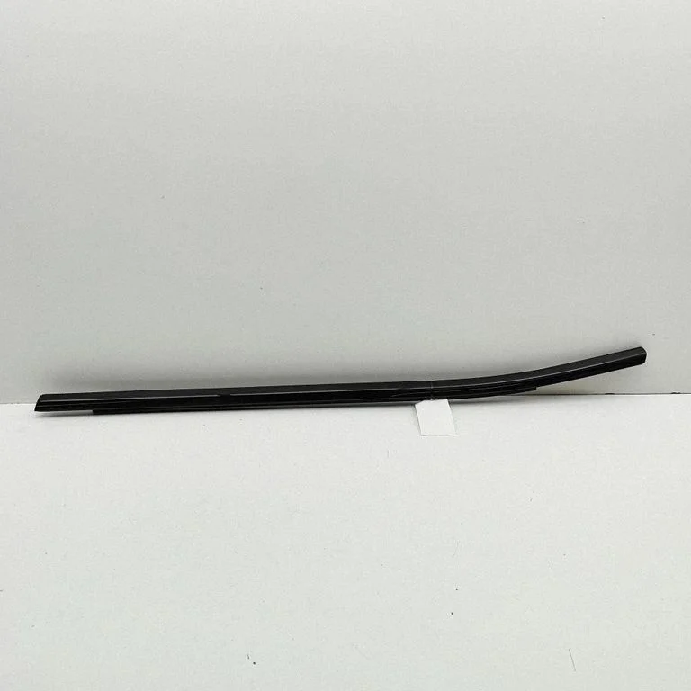 Tagaukse klaasi liist 7456063