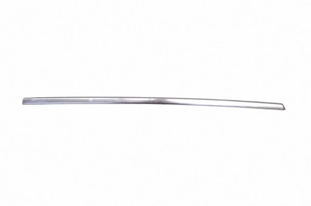 Tagaukse klaasi liist HK83255A61AB
