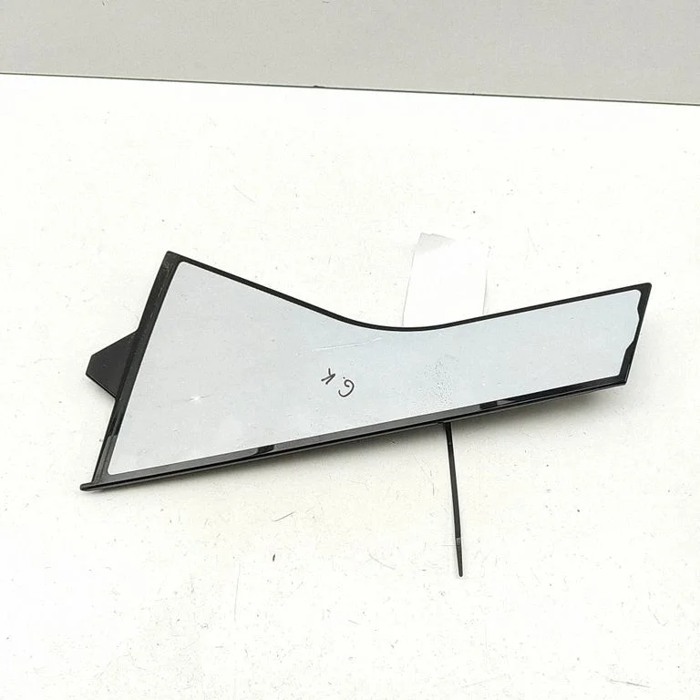 Tagaukse klaasi liist 9451273