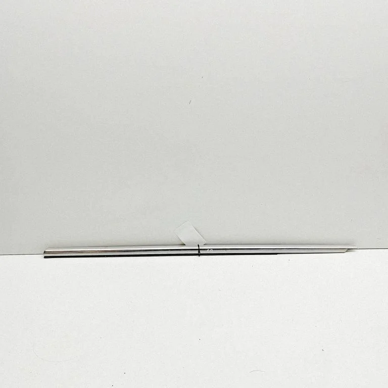 Rear door glass trim molding A2076701200