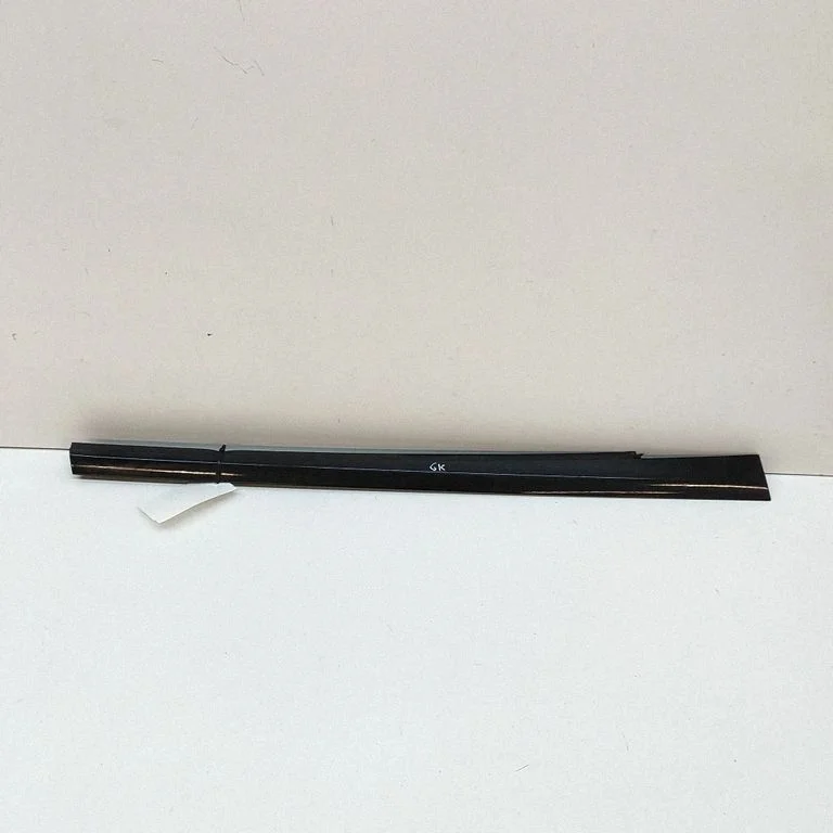 Rear door glass trim molding A2386700901