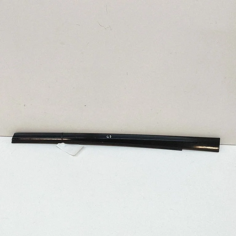 Rear door glass trim molding A2386701001