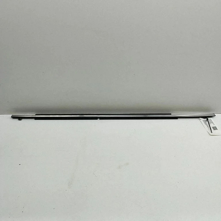 Rear door glass trim molding KB7W50670C