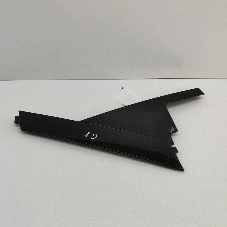 Tagaukse klaasi liist J8A2254A42A