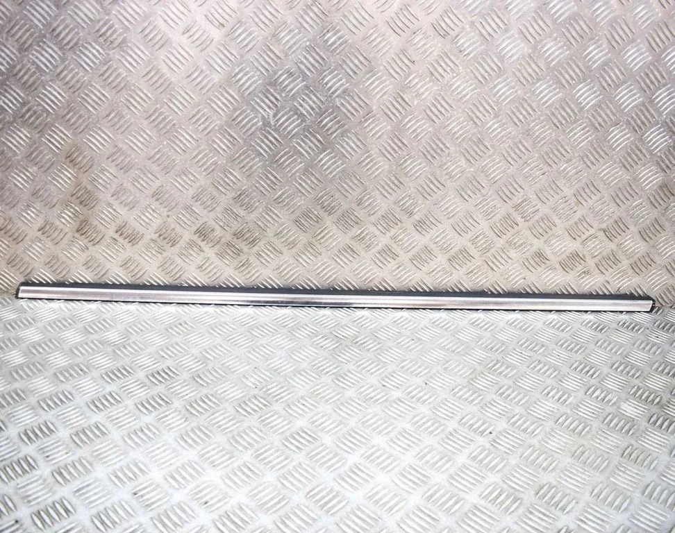 Aizmugurējo durvju stikla apdare 9179063