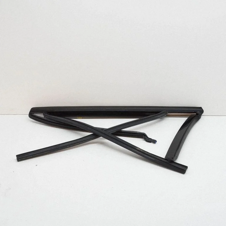 Rear door glass trim molding – BMW X3M F97 (2019-)