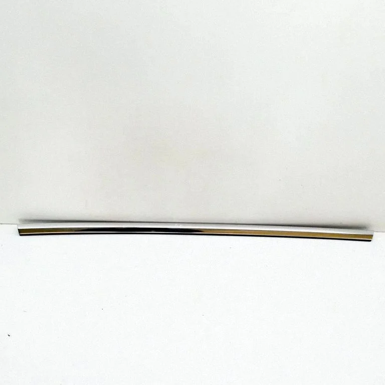 Listwa szyby drzwi tylnych 108074800F