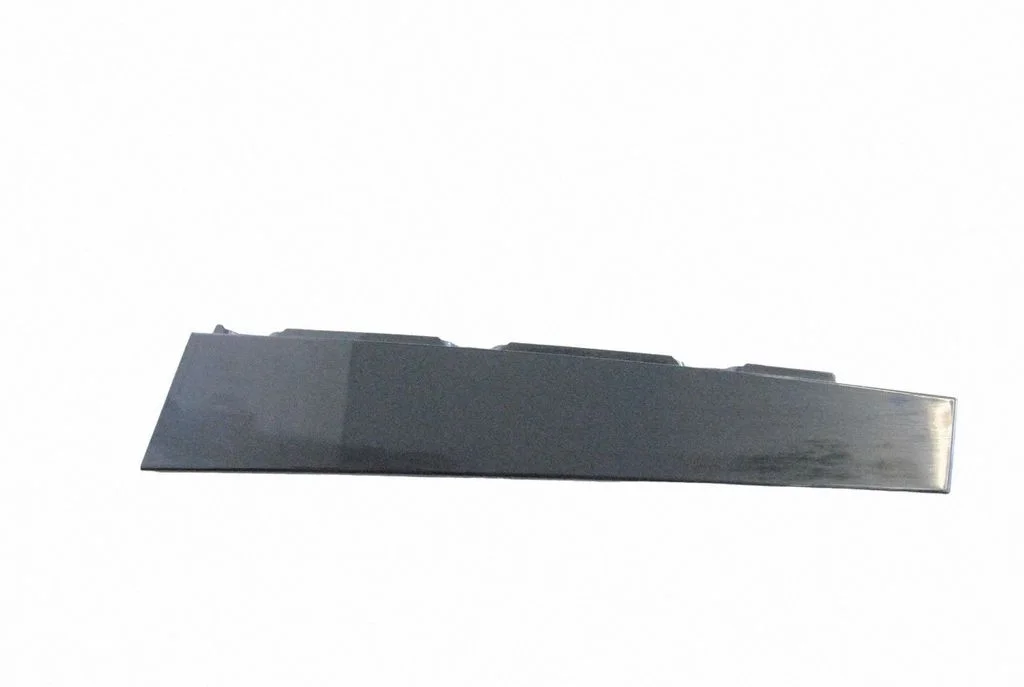 Rear door glass trim molding 31349811