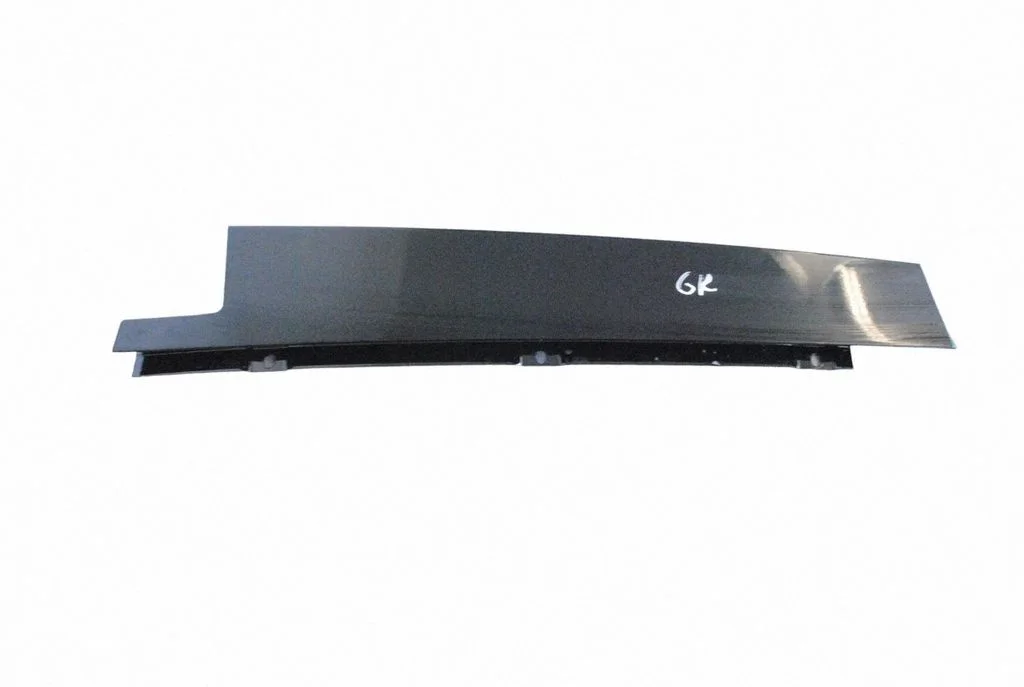 Rear door glass trim molding – left
