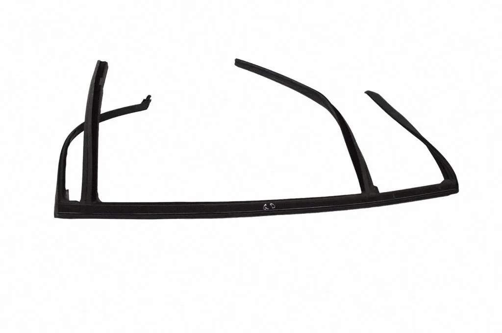 Rear door glass trim molding – BMW 3 Series G20 G21 (2019-)