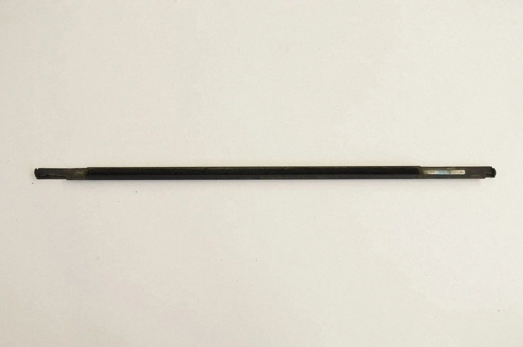 Rear door glass trim molding – Porsche Cayenne (92A) (2010-2017)