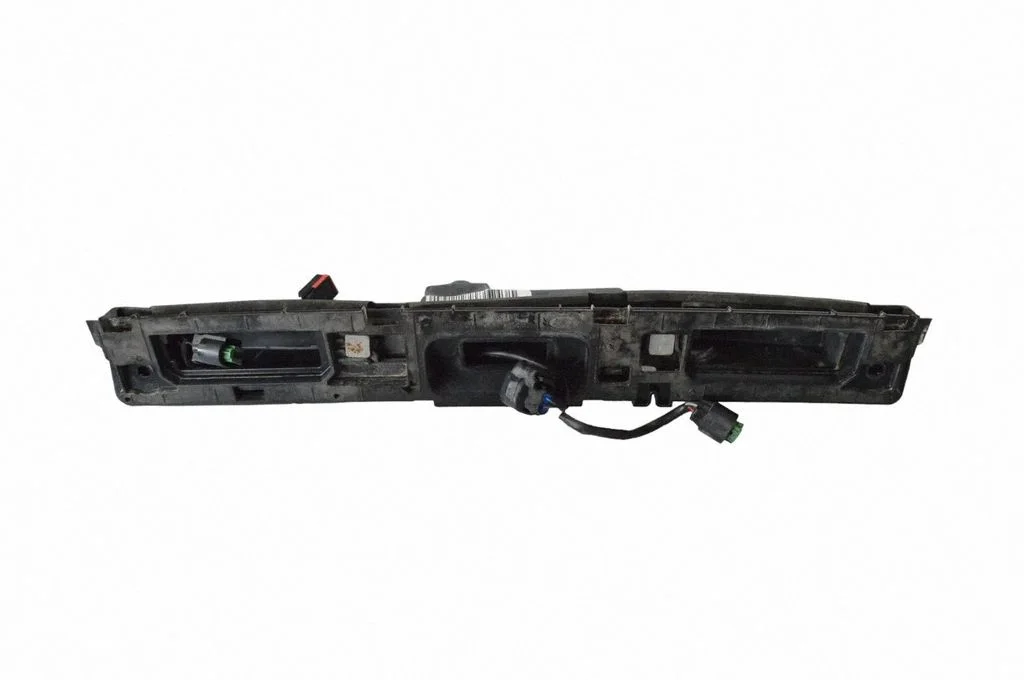 Trunk door license plate light bar – Land Rover Range Rover L405 (2013-2021)