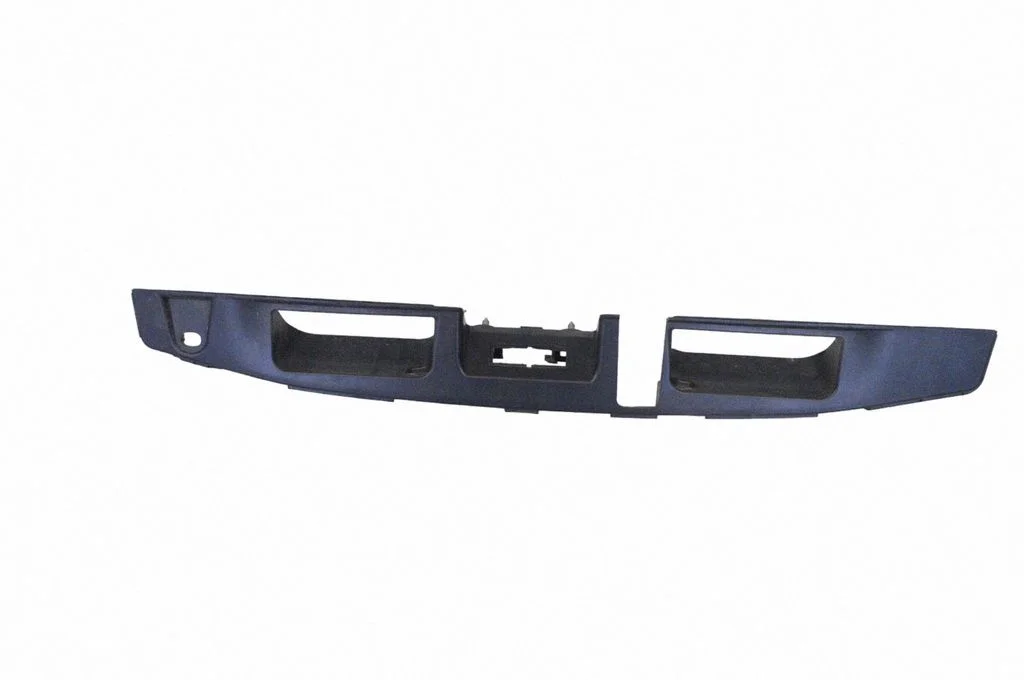 Trunk door license plate light bar 91111AL010
