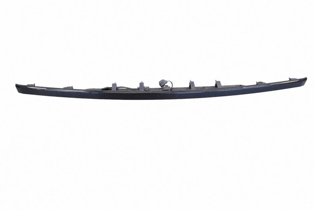 Trunk door license plate light bar BJ3240406