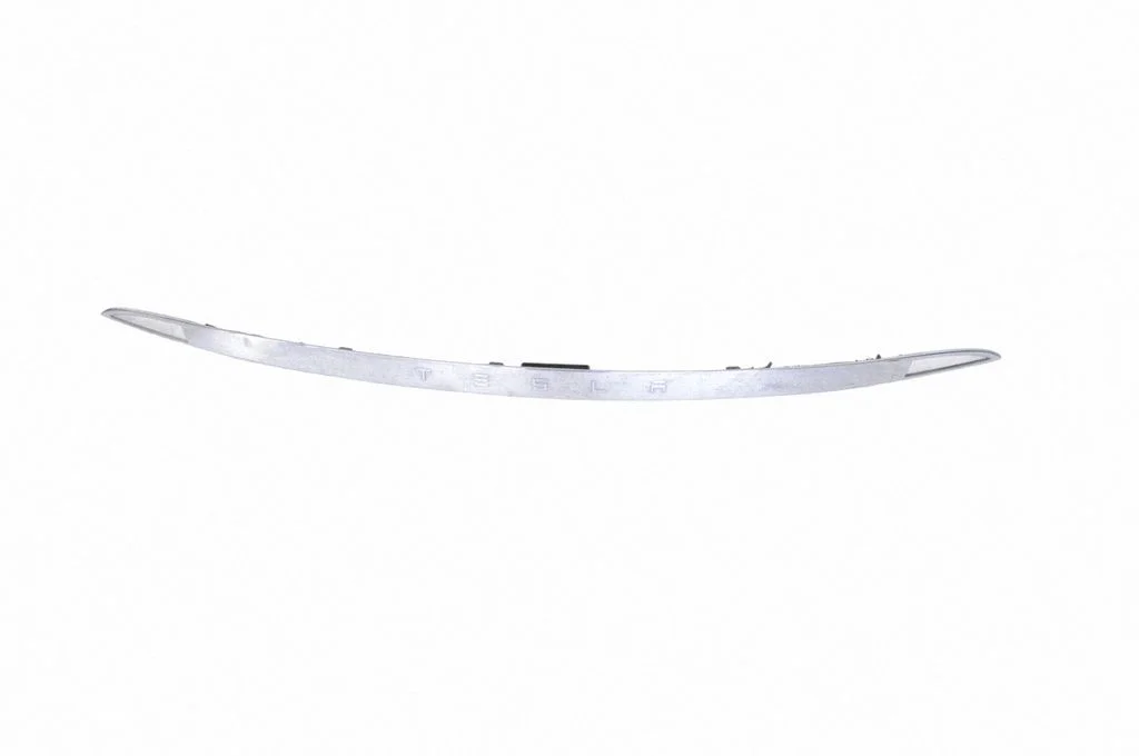 Trunk door license plate light bar 0885600C