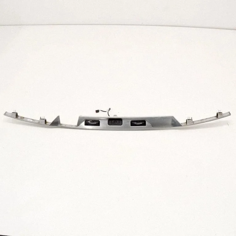 Trunk door license plate light bar CK1UA40406AA