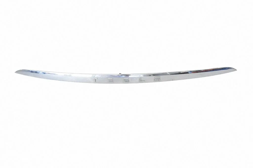 Trunk door license plate light bar 104692000B