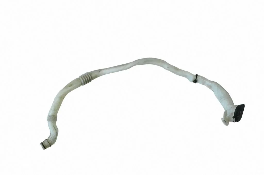 Window washer liquid tank fill tube 7203270