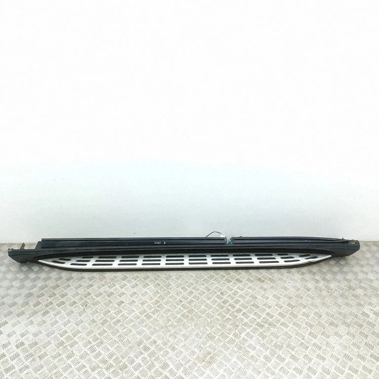 Sliekšņi apvidus auto (džipiem) A1675409403