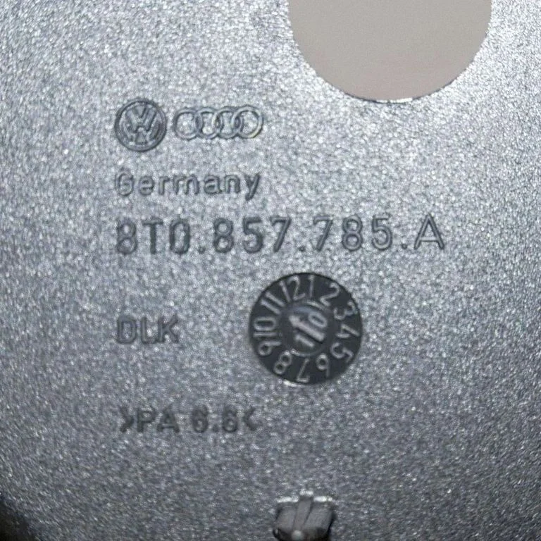 Turvavöö reguleerimise mootor – Audi A5 Sportback 8TA (2009-2016)