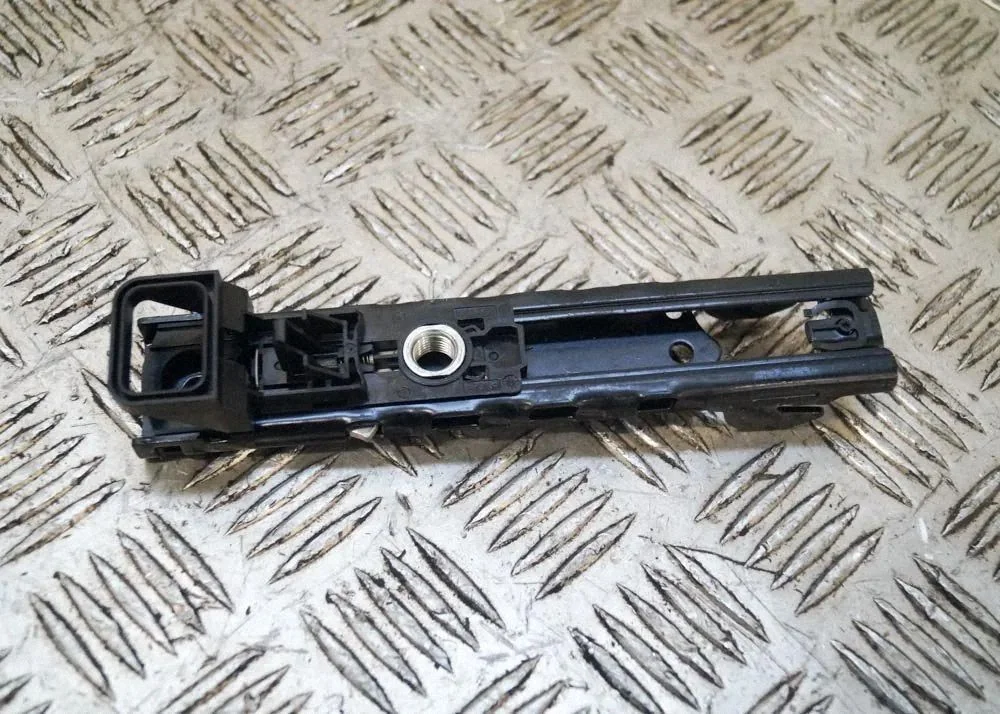 Seat belt adjustment motor 4M0857819