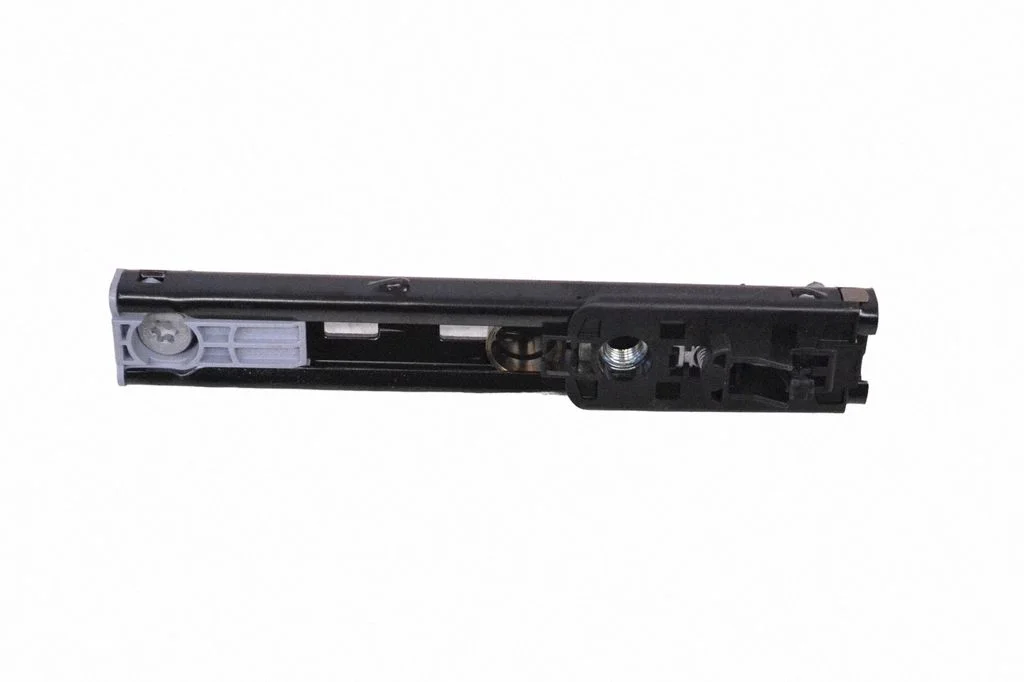 Seat belt adjustment motor 616582300A