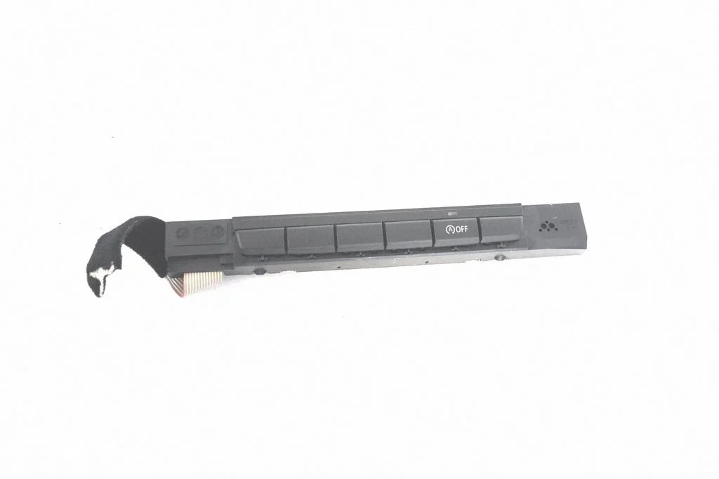 A set of switches – BMW 1 Series E81 E87 (2004-2011)