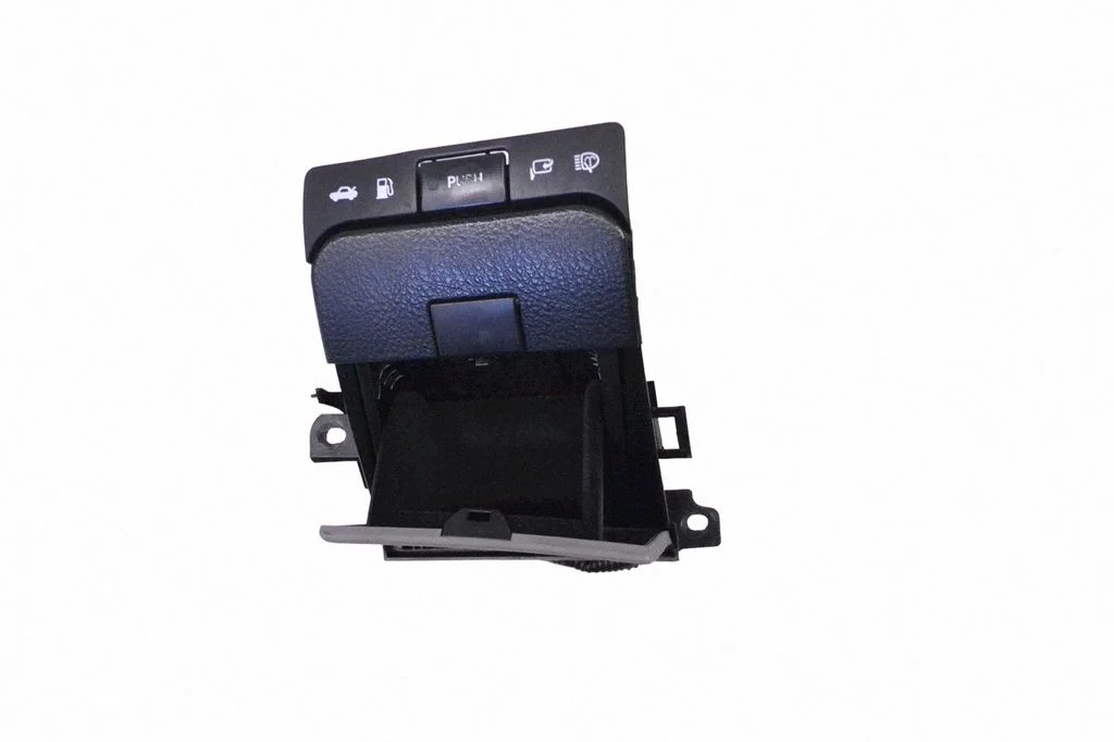 A set of switches – Lexus GS 300 350 430 450H (2005-2012)